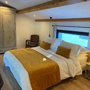 Le Vallon Des Pins Hébergement de vacances